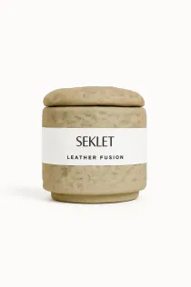 Seklet keramikk duftlys Leather fusion